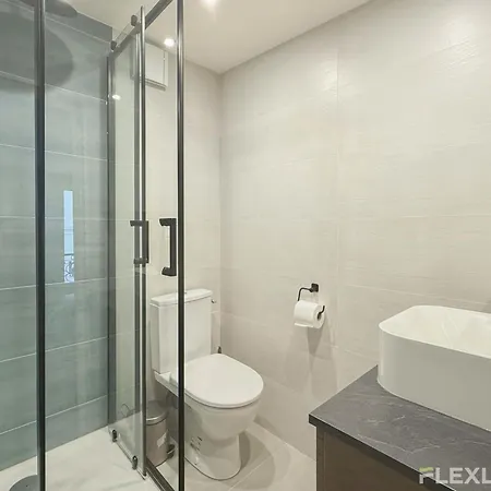 Flexliving - - Martyrs *