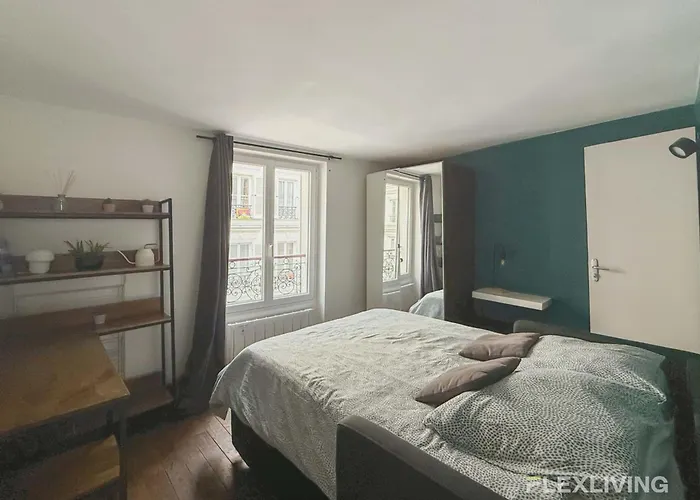 Flexliving - - Martyrs * Paris