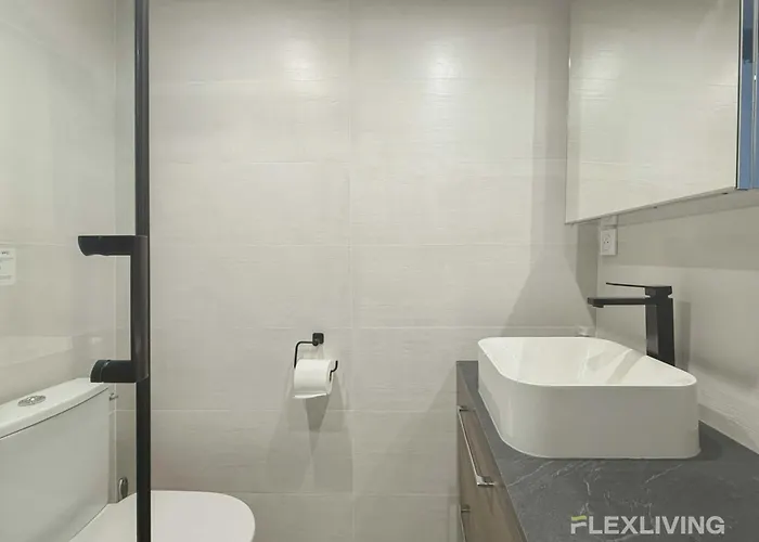 Flexliving - - Martyrs